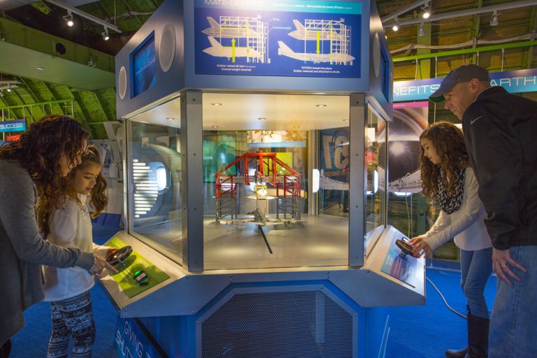 747-interior-Z3C_0416-MED